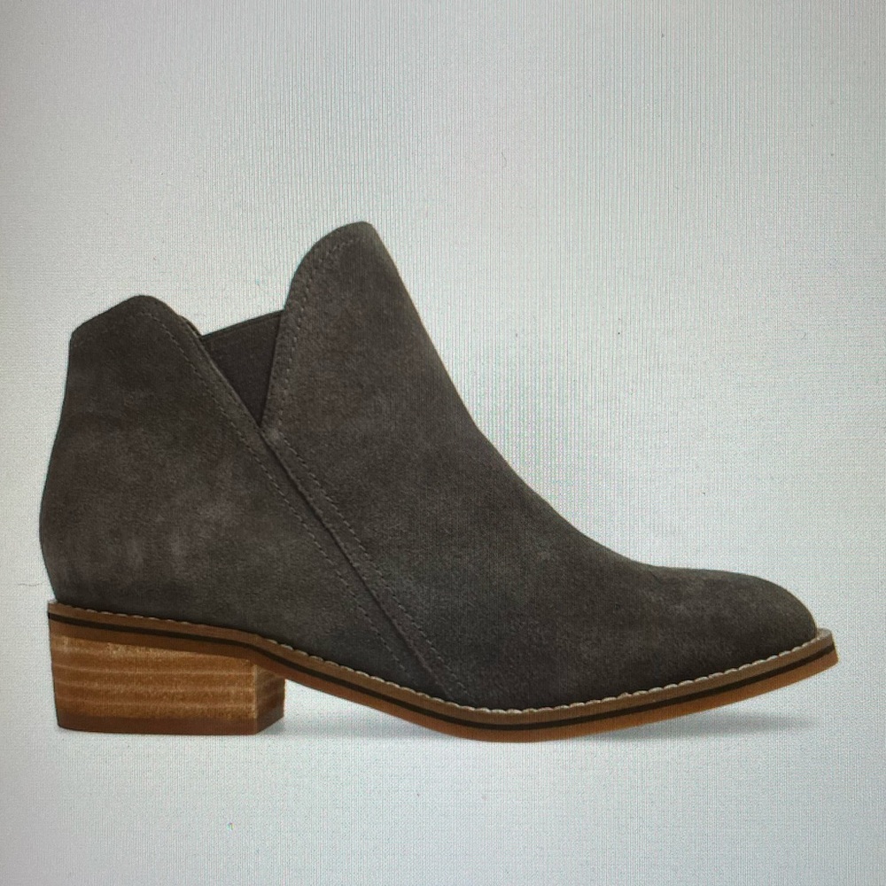 Lanky Blondo Bootie
